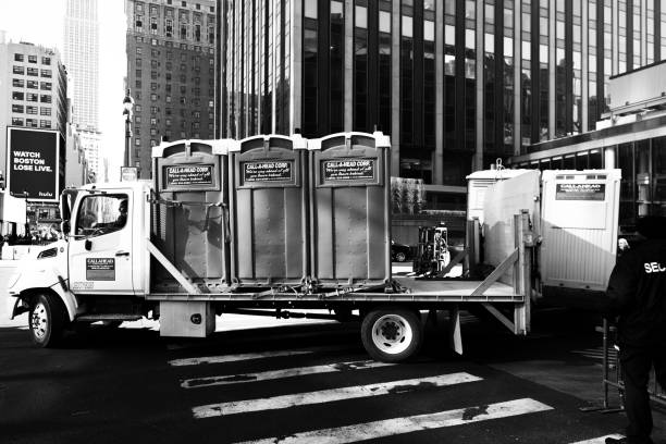 Best Sanitation services for porta potties  in Lansing, KS